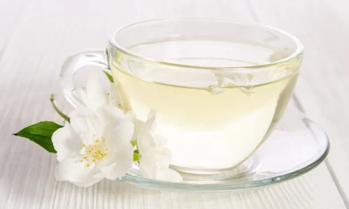feature_what-is-white-tea_48236143-565f-4907-9e6f-7dfe8c502c27